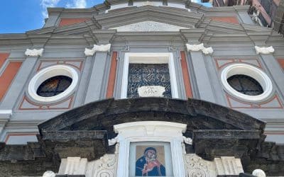 Basilica Santuario di Santa Maria del Carmine Maggiore, una delle più grandi di Napoli